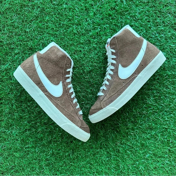 Nike Blazer Mid ‘77 Vintage Cacao Wow / Coconut Milk - Picture 3 of 8
